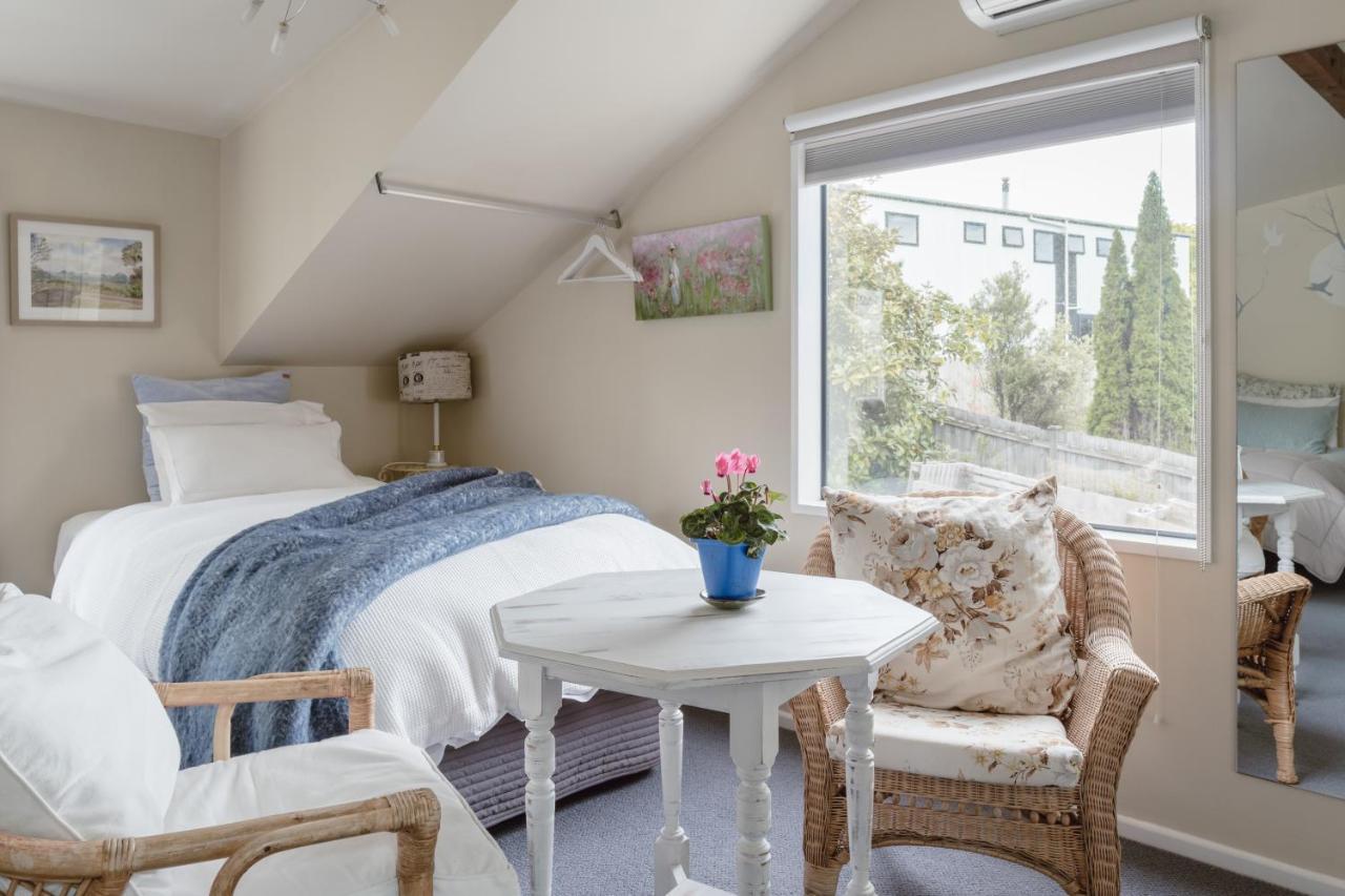 Tempest On Wanaka Bed & Breakfast Exterior photo